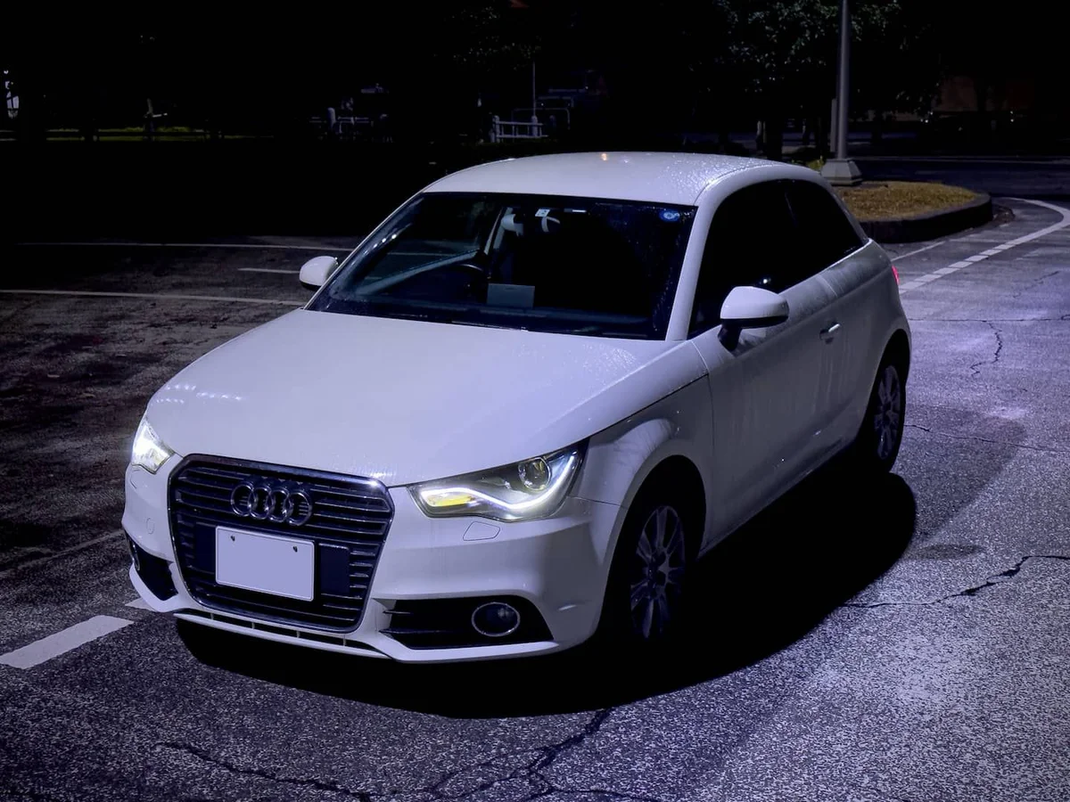 Audi MMI 3G Plusで自分の好きな動画を再生する方法